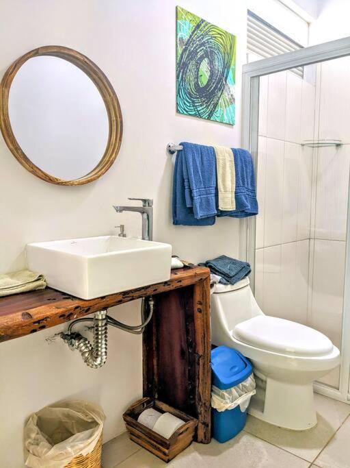 Studio -Trees At Mikasa- Near Beach, Pool, Fast Wifi, Ac & King Bed Puerto Escondido  Buitenkant foto